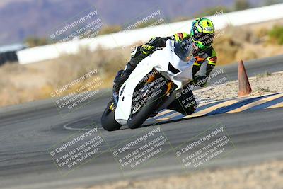 media/Feb-12-2022-SoCal Trackdays (Sat) [[3b21b94a56]]/Turn 4 (10am)/